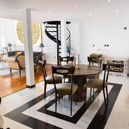 Luxury Duplex 2br Panoramic Sea View Monaco Apartment *